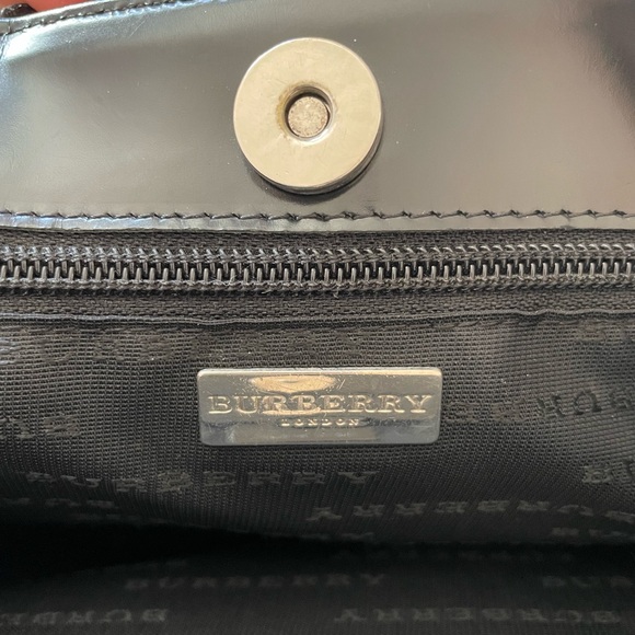 Authentic Burberry Tote - Picture 8 of 14